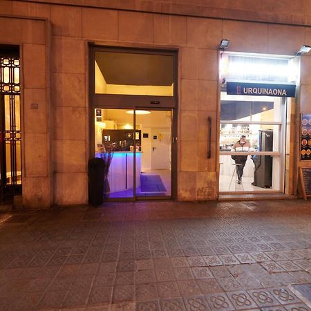 ברצלונה Hostal Mayerling Centro מראה חיצוני תמונה