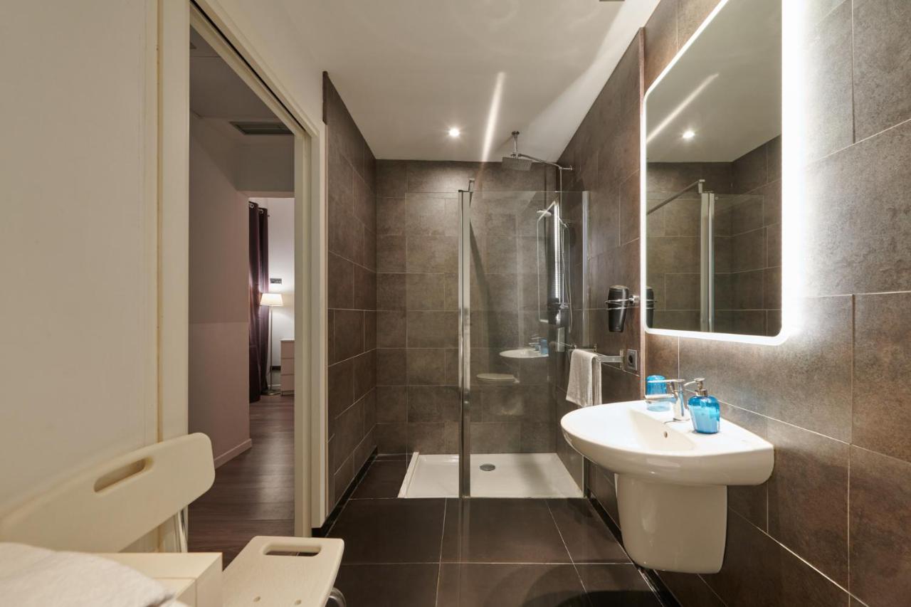 ברצלונה Hostal Mayerling Centro מראה חיצוני תמונה