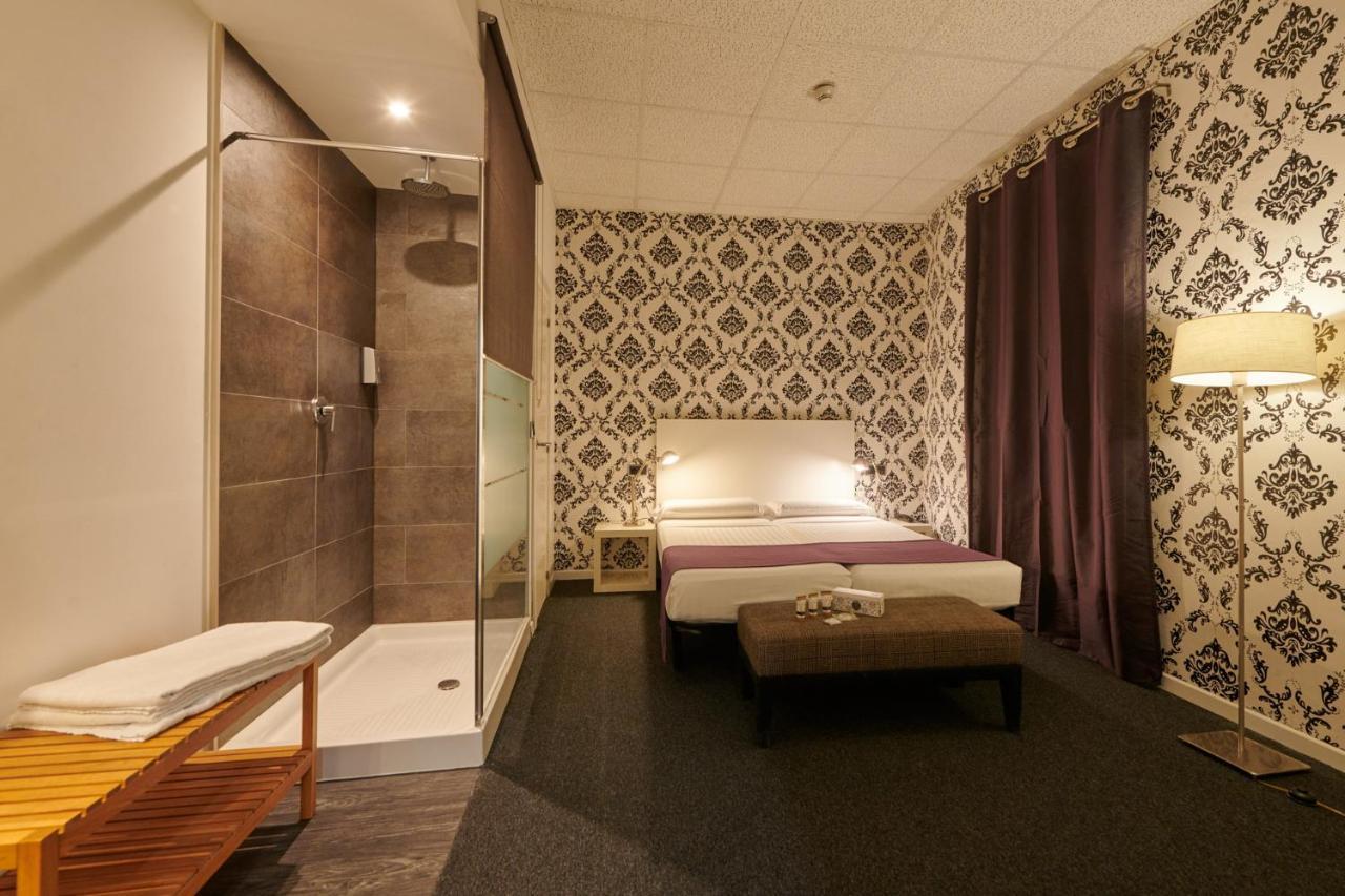 ברצלונה Hostal Mayerling Centro מראה חיצוני תמונה